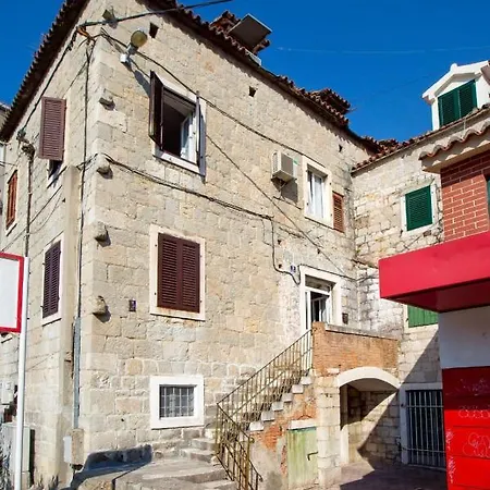 Summer Stone Pleasure Apartament Split