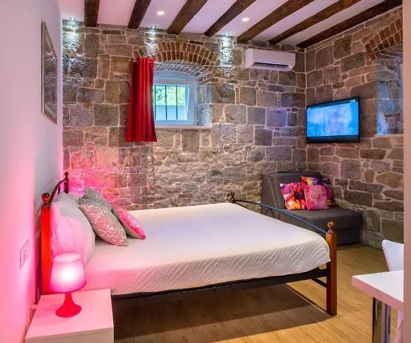 Summer Stone Pleasure Lägenhet *